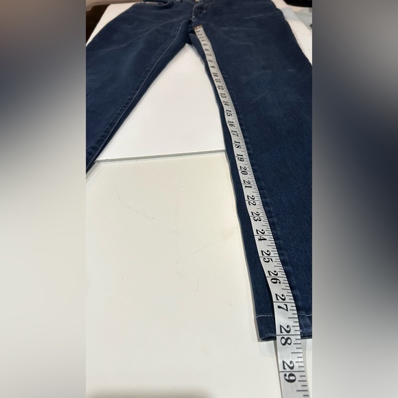 Authentic Women’s Valentino Jeans medium-dark wash, mid rise. Size 28 - Picture 14 of 14